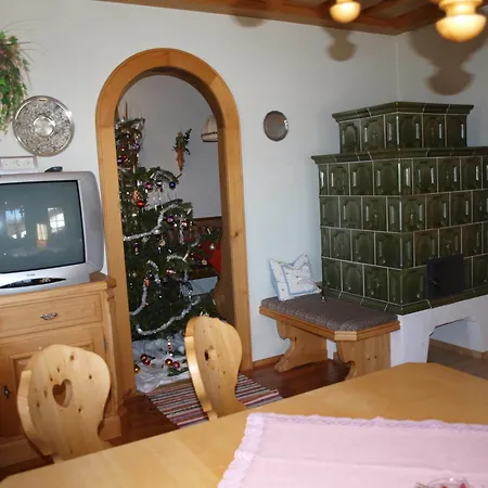 Bauernhof Bachrain 탁센바흐