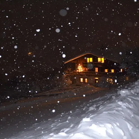 Bauernhof Bachrain 탁센바흐