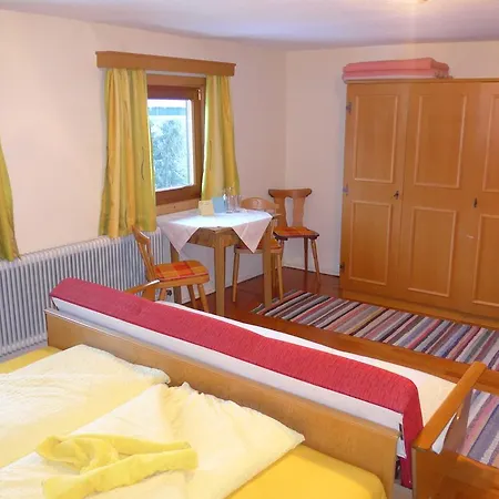 Bauernhof Bachrain 탁센바흐